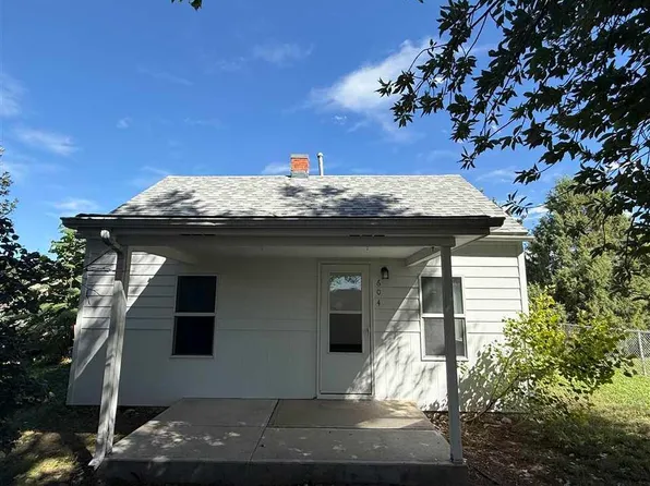 604 1st Ave, Minatare, NE 69356