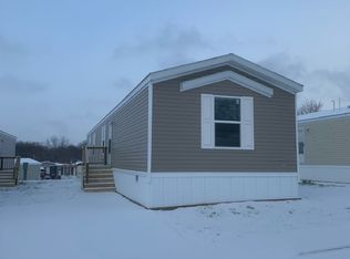 9422 Jamaica Way, Demotte, IN 46310