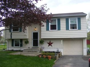 21773 Golden Dr, Meadville, PA 16335