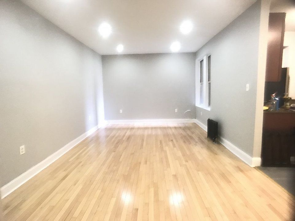 1st image of 540 W 180th St APT 4