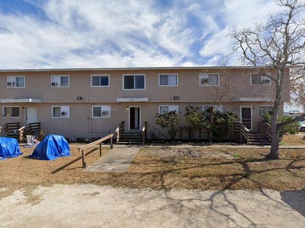1265 N Commercial St #2