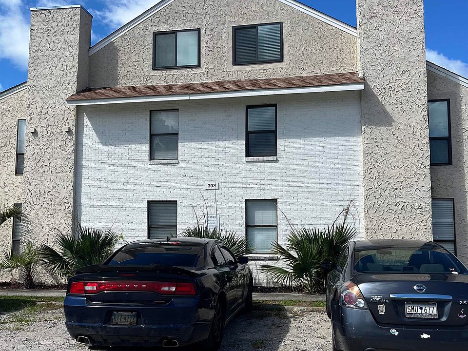 1st image of 303 20th Ave. S #106