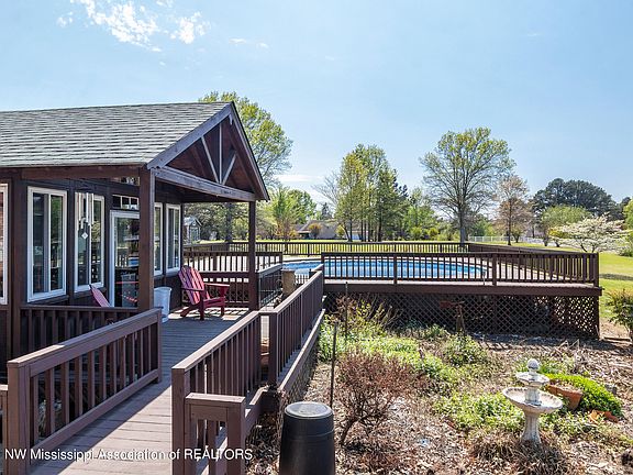 3rd image of 11365 Whispering Pines Dr