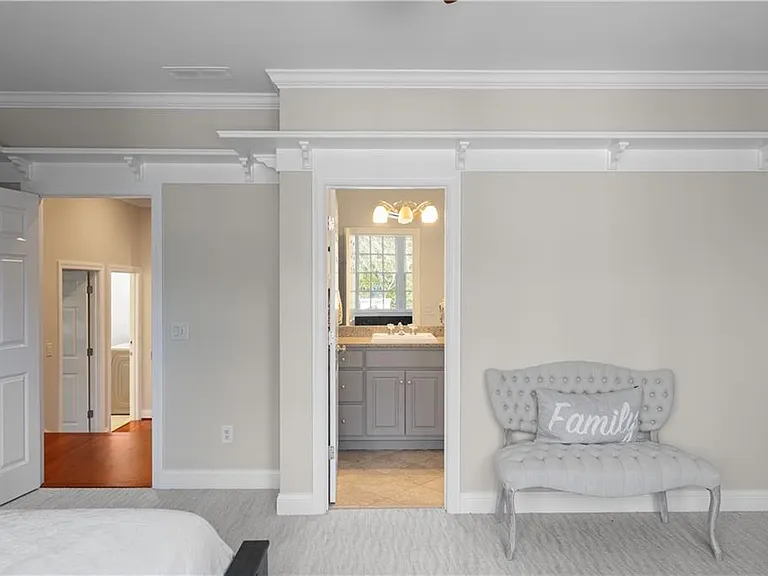 980 Fenimore Cir — Photo 47