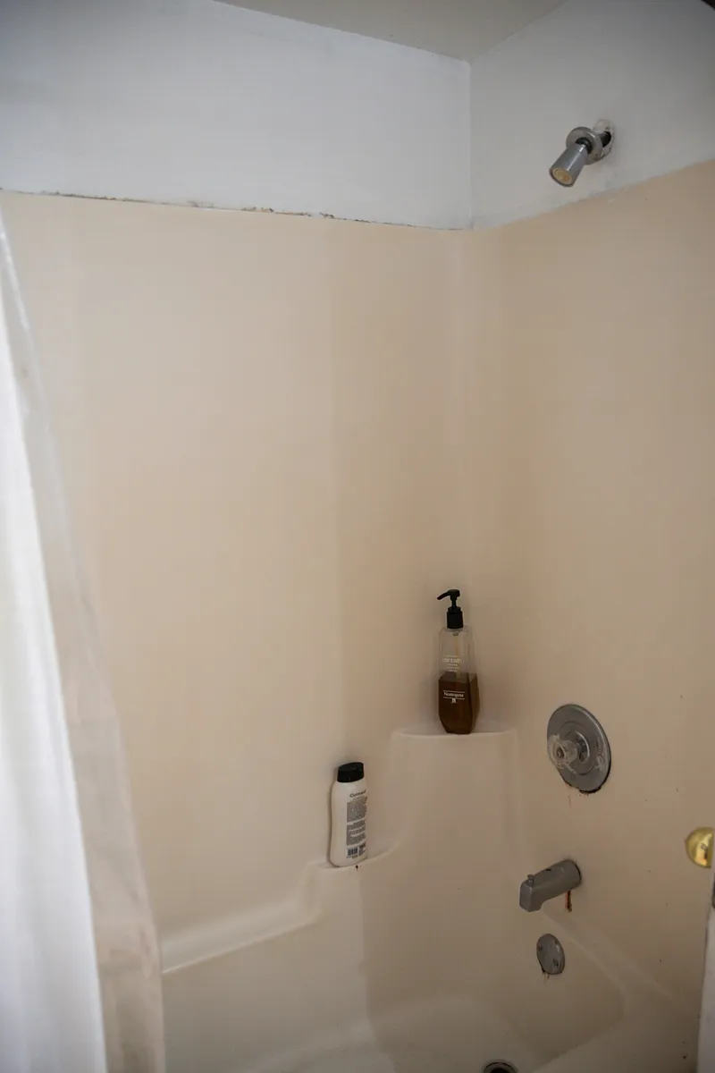 Photo 2 of 13 - 1351 N Wolcott Ave #GE - Chicago, IL Building Photo - 1351 N Wolcott Ave #GE