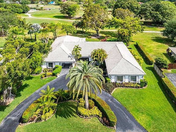 3rd image of 3001 NW 112th Avenue