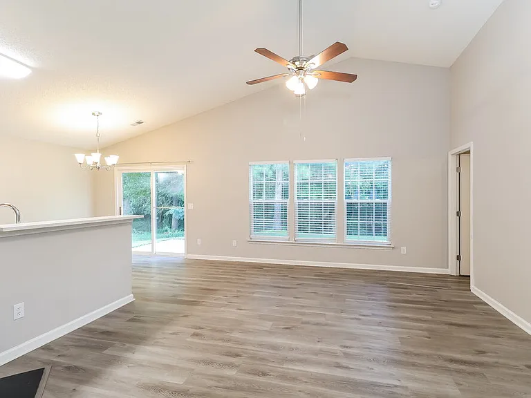 5227 Moonlight Trl SW — Photo 5