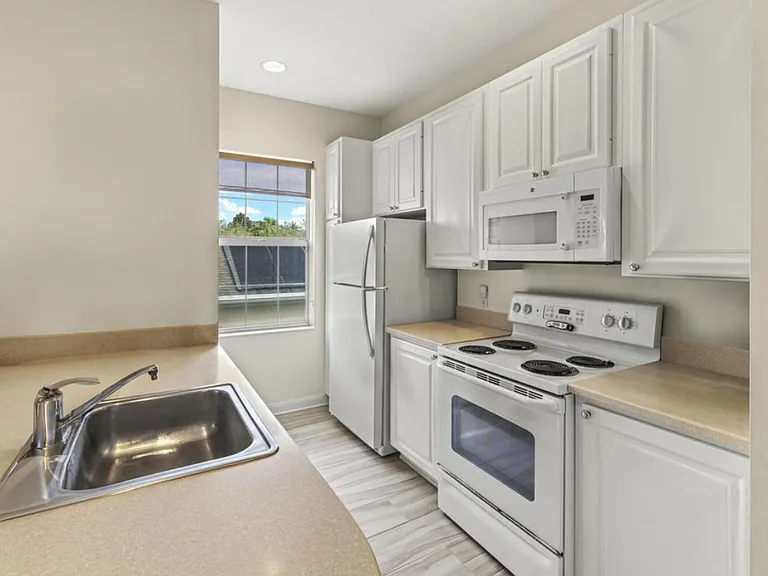 106 Bonaire Ln — Photo 8