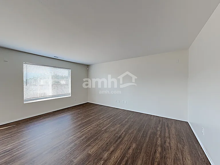 18704 94th Avenue Ct E — Photo 6