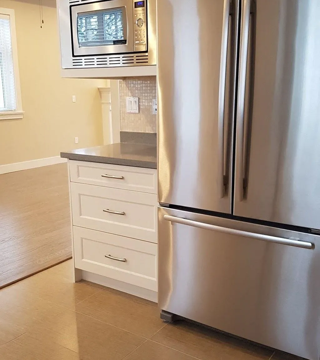 3 bed, 800 sqft, $4,950 — Photo 3