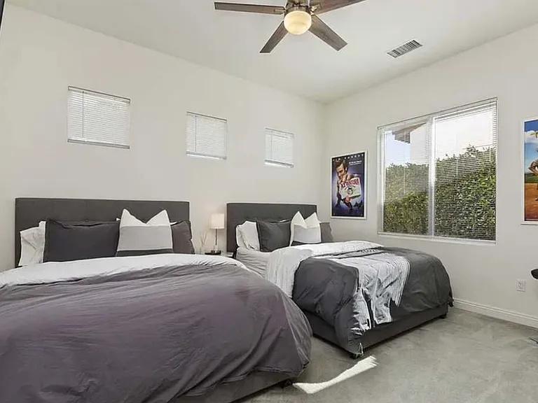 50888 Cereza — Photo 23