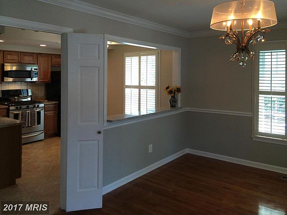 5th image of 3150 Hartwick Ln