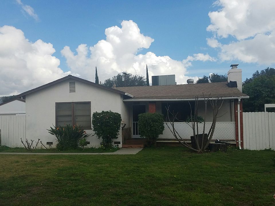 1st image of 3631 N Pershing Ave