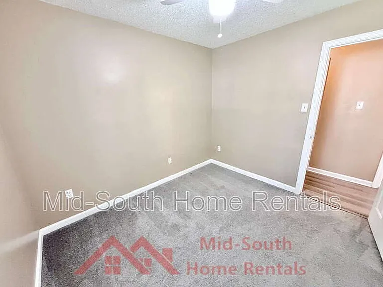 4417 Willow Springs Cv — Photo 18
