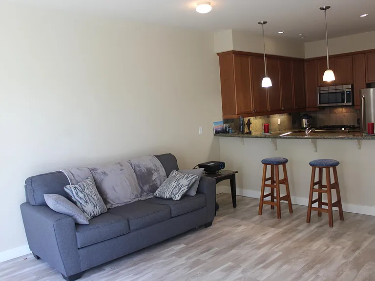 400 Washington Ave #111 — Photo 9
