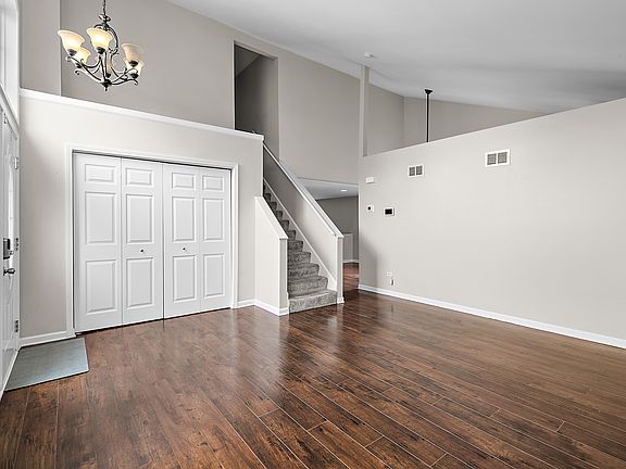 2nd image of 5301 Whispermeadow Ct