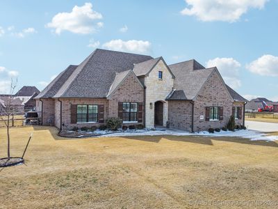 8318 E 107th St N, Owasso, OK, 74055