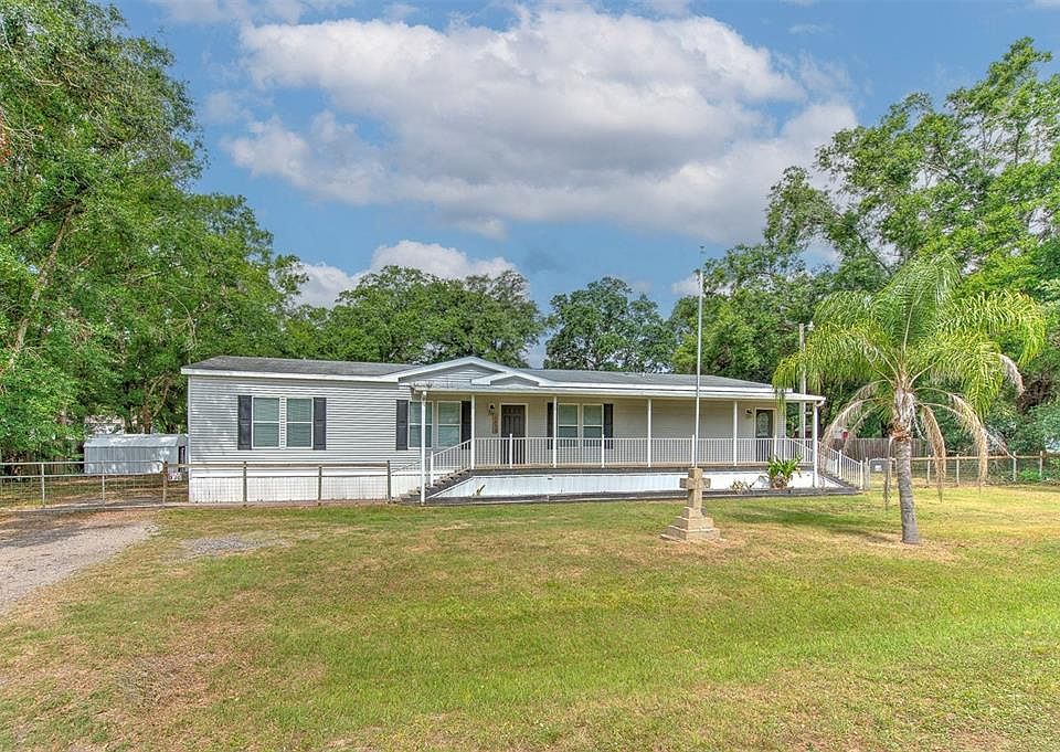 1st image of 6633 APPLEWOOD DRIVE