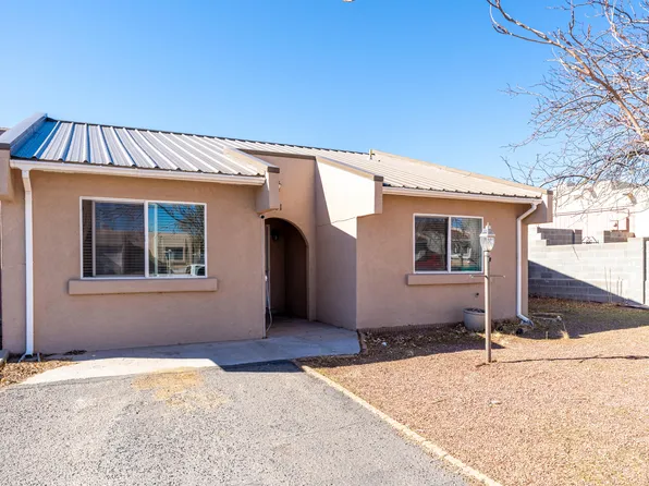 761 Stallion Rd SE, Rio Rancho, NM 87124