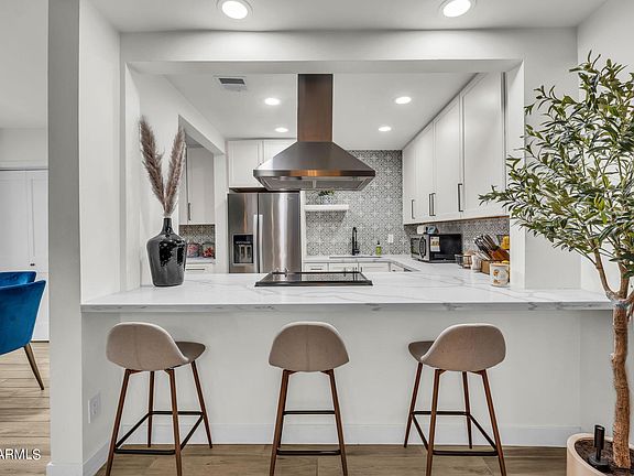 3rd image of 3416 N 44TH Street #20