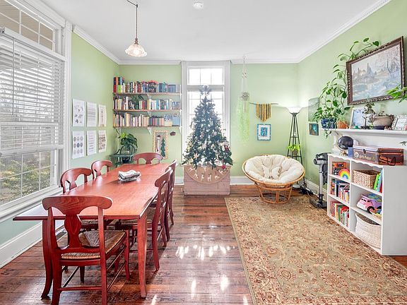 4th image of 1609 Campbell Ave