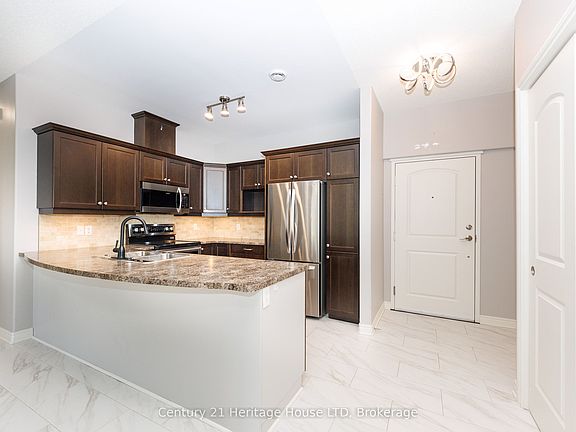 5th image of 2799 Saint Paul Ave #311