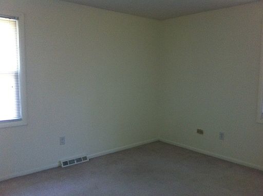 5th image of 2963 Mulford Dr SE