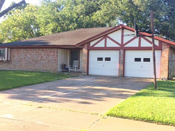 3rd image of 10010 Catlett Ln