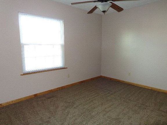5th image of 3073 Craven Dr