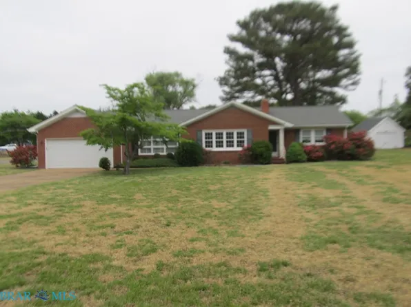 6743 Williams Landing Rd, Hayes, VA 23072