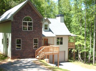 2261 Bates Branch Rd, Franklin, NC 28734