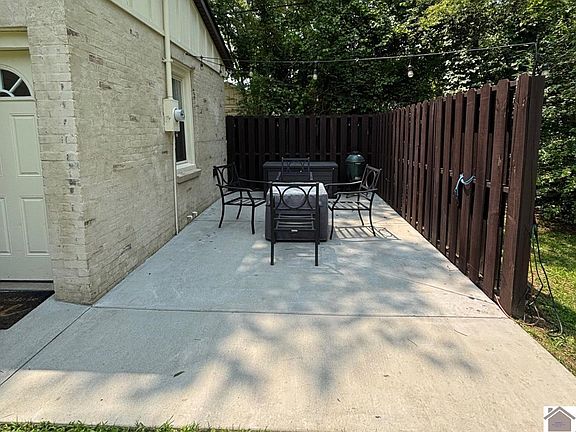 5th image of 508 W 8th St