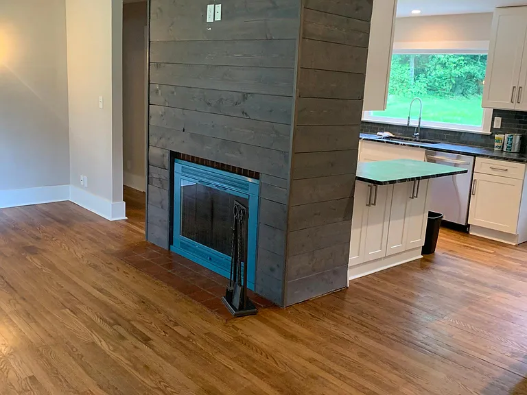 1515 Cherry Ave — Photo 4