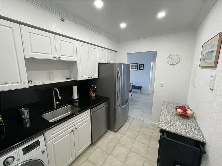 2501 S Ocean Dr #Penthouse 28 — Photo 91