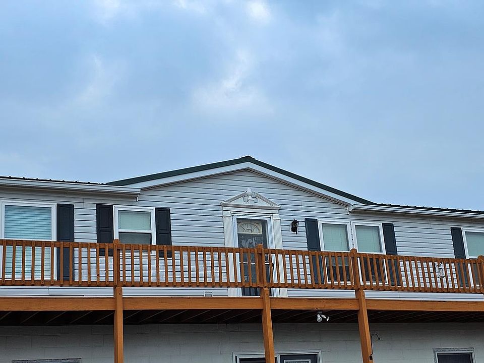 1st image of 317 N 1st St