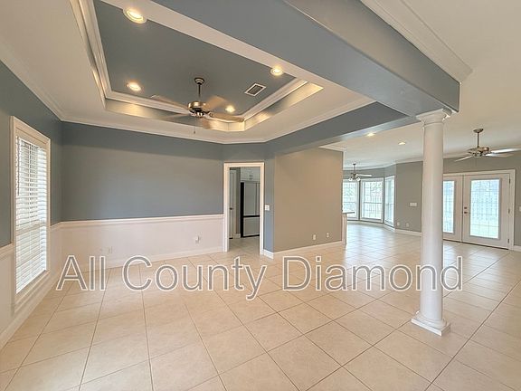 5th image of 3719 Bay Tree Rd