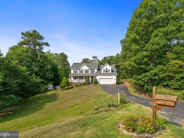 625 Miriam Ln, Lusby, MD 20657