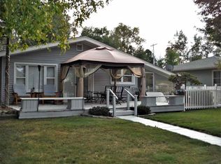 452 Ottawa Ln, Prudenville, MI 48651