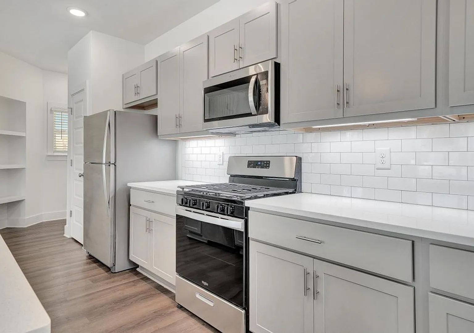 2 Bedroom with Bonus Office! — Photo 3