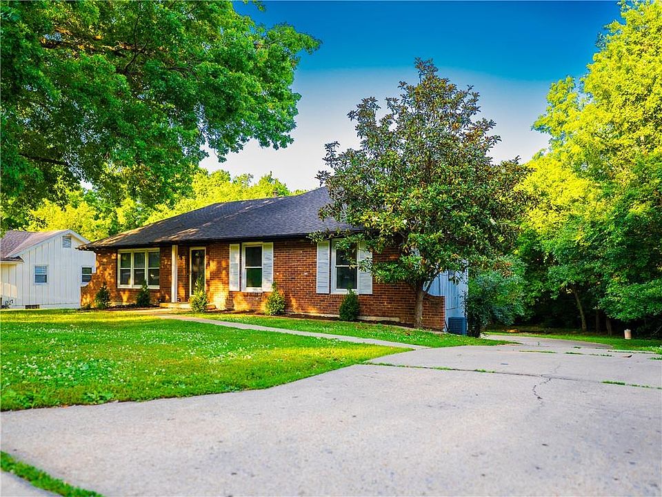 2nd image of 7301 Crisp Ave