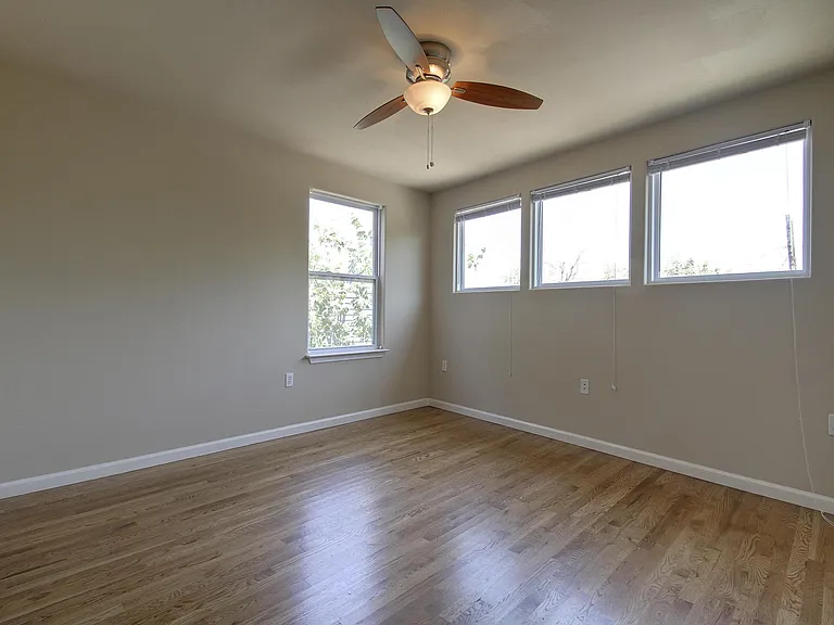 4509 Depew Ave — Photo 19