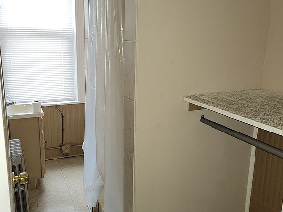 2nd image of 2747 Kensington Ave