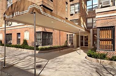 2nd image of 231 E 76th St APT 1B