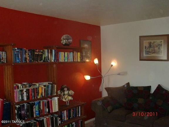 3rd image of 6944 S Creek Run Ave