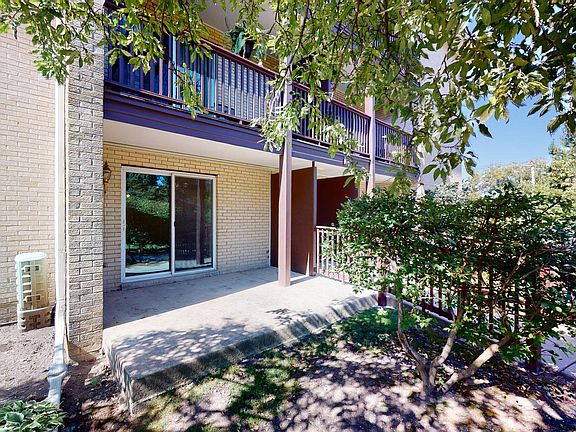 5th image of 650 Murray Ln Unit 103