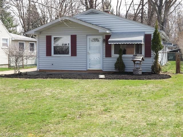 1st image of 36268 N Riverview Dr