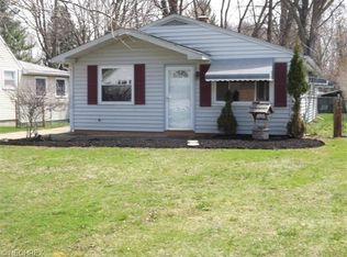 36268 N Riverview Dr, Eastlake, OH 44095