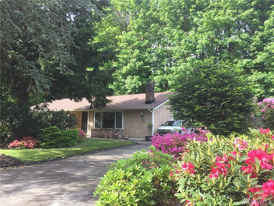 1st image of 2257 Lakemoor Dr SW