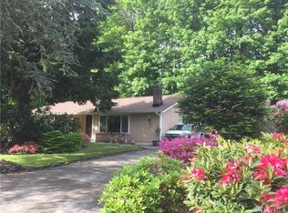 2257 Lakemoor Dr SW, Olympia, WA 98512