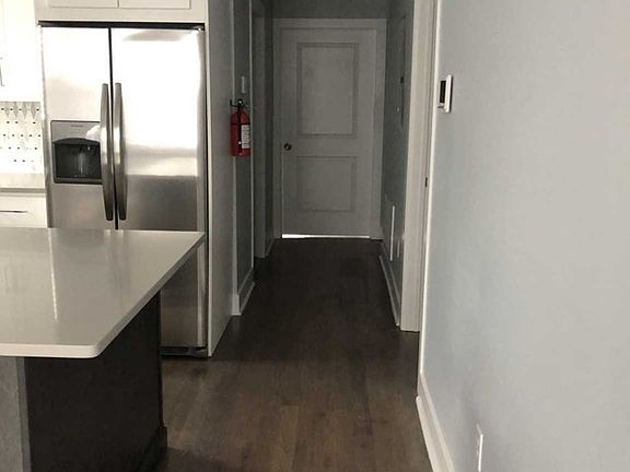 5th image of 518 Hickory St APT 1